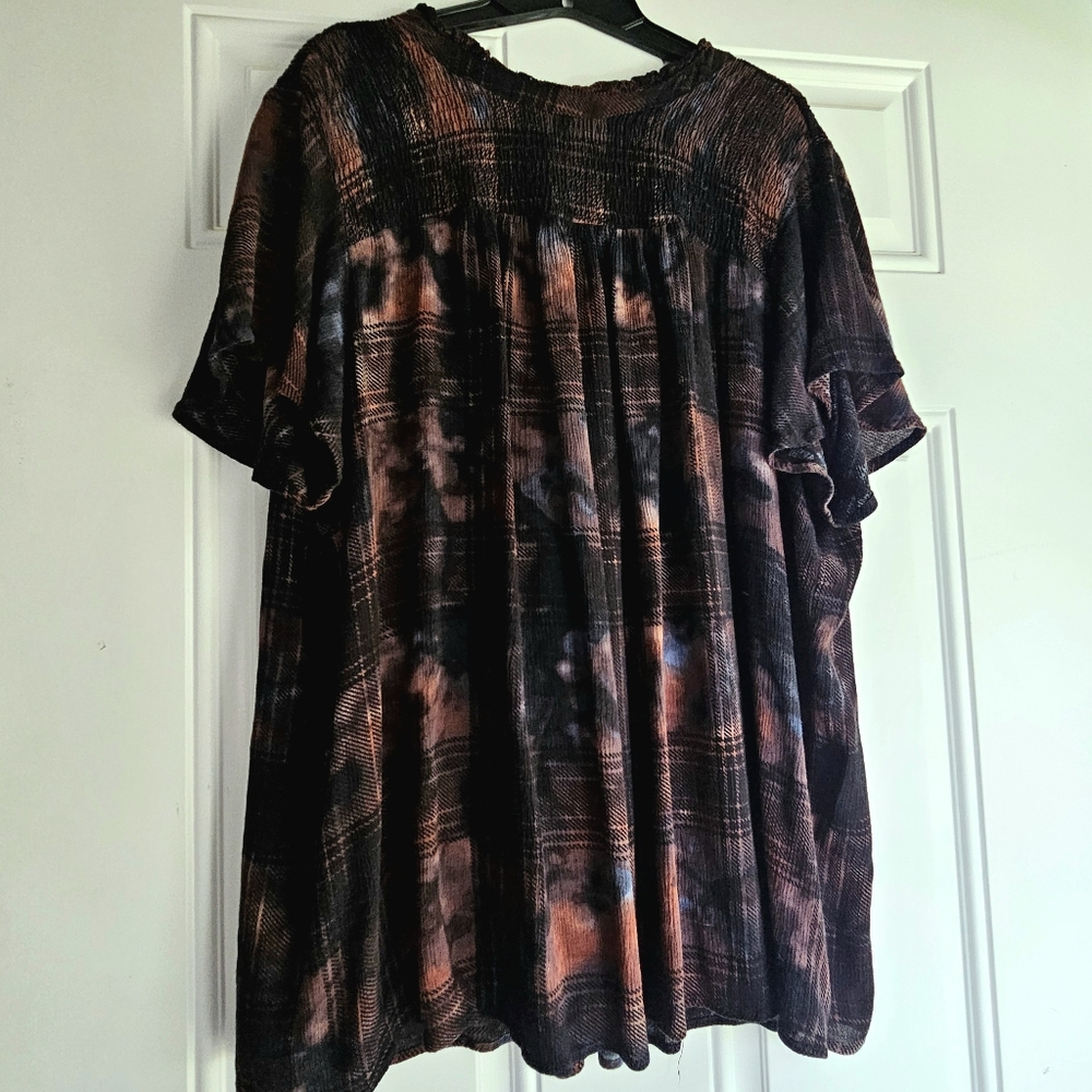 Torrid Black Mixed Color Relaxed Short Sleeve